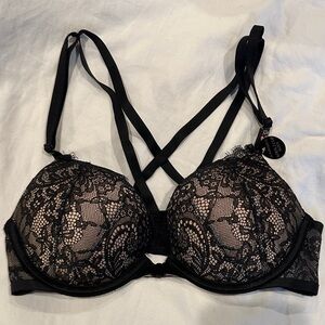 Victorias Secret Bombshell Black Lace Bra 32B
